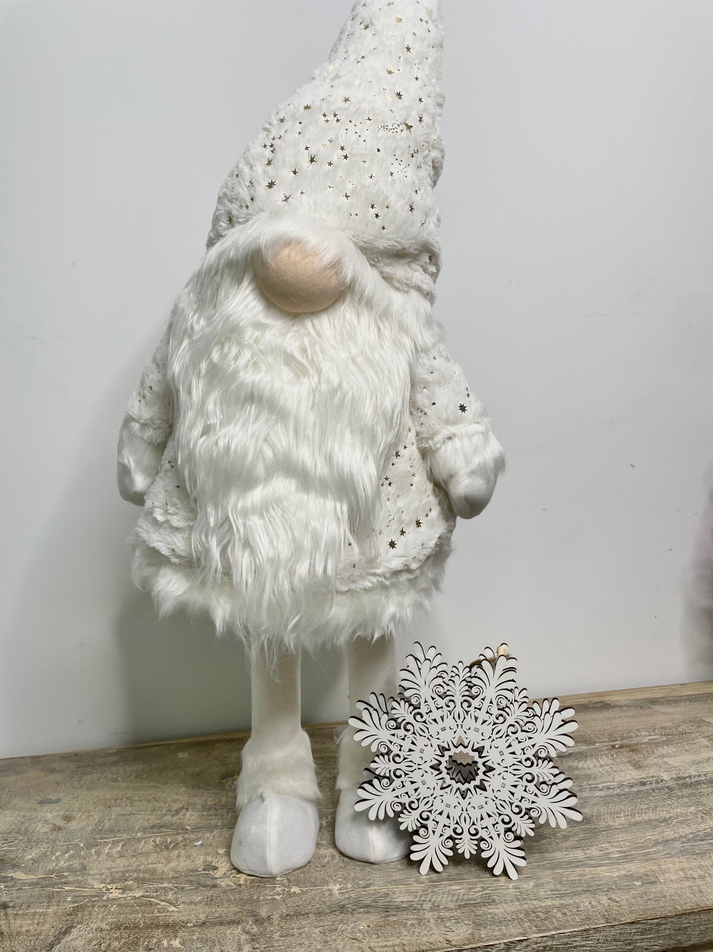 Big Bobbing Gnome White