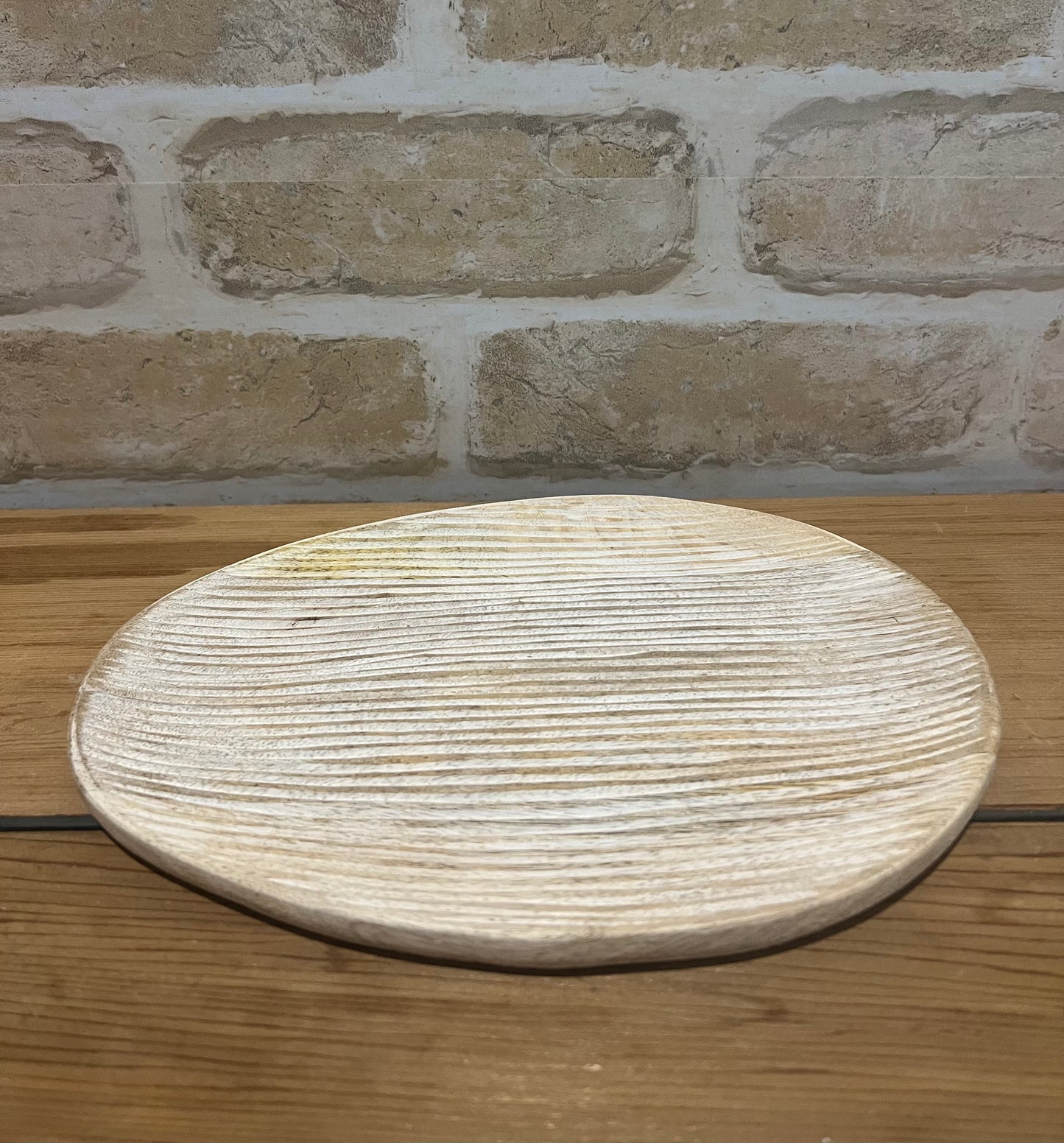 Lola Oval Wooden Plate