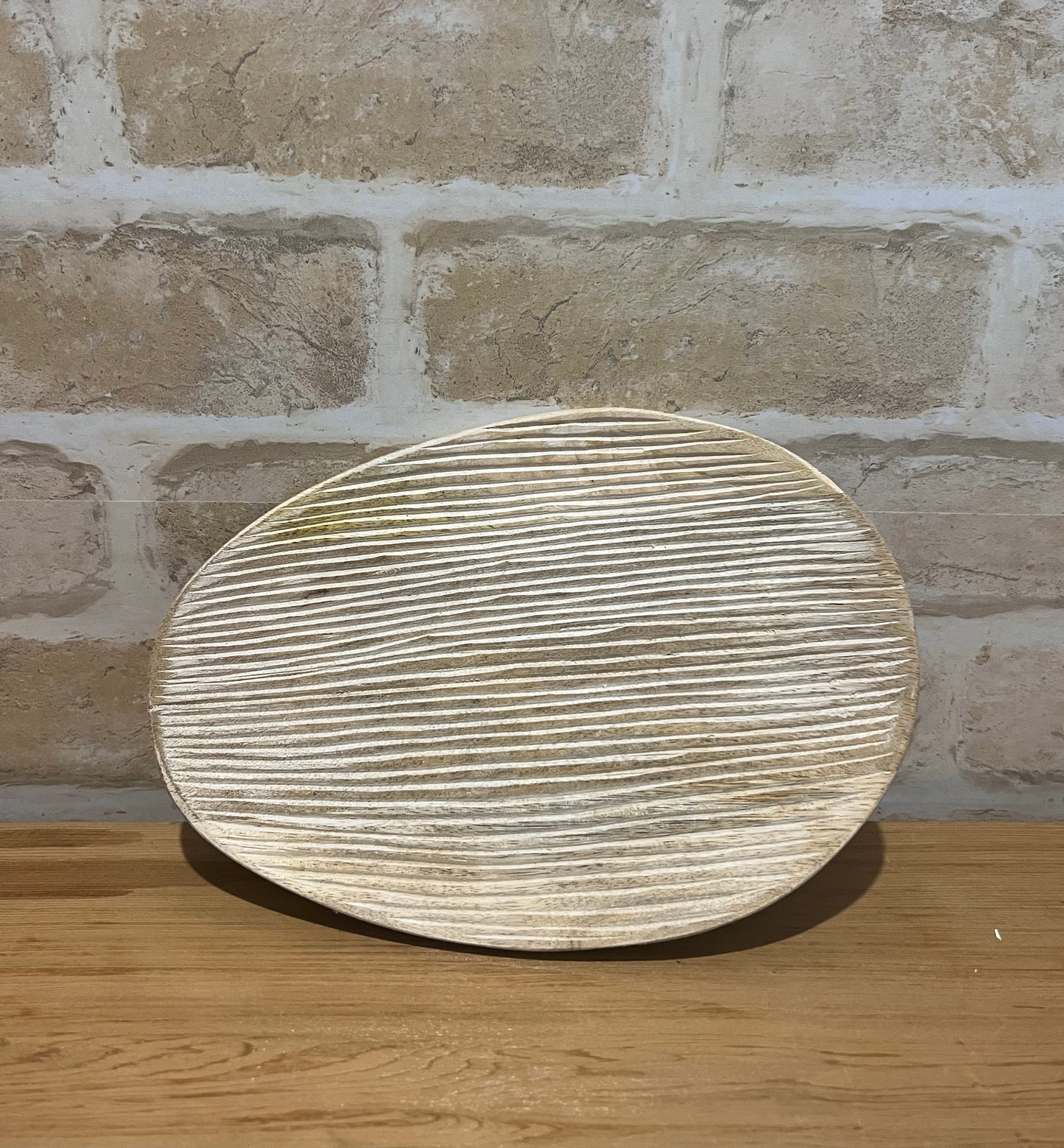 Lola Oval Wooden Plate