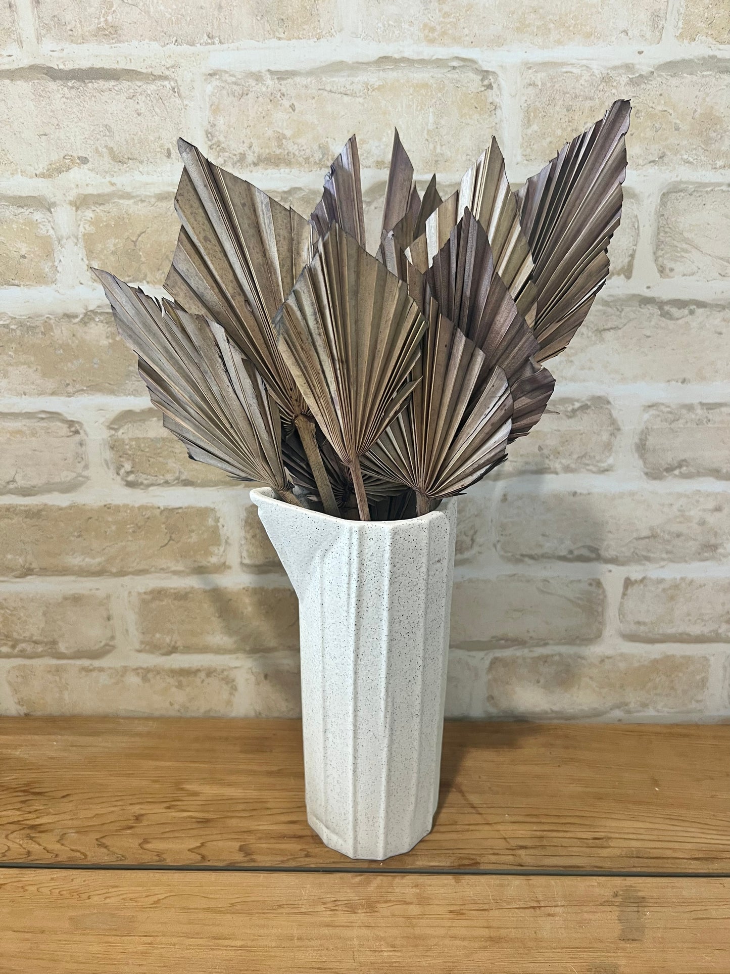 Dried Spear Palm Grey Single Stem