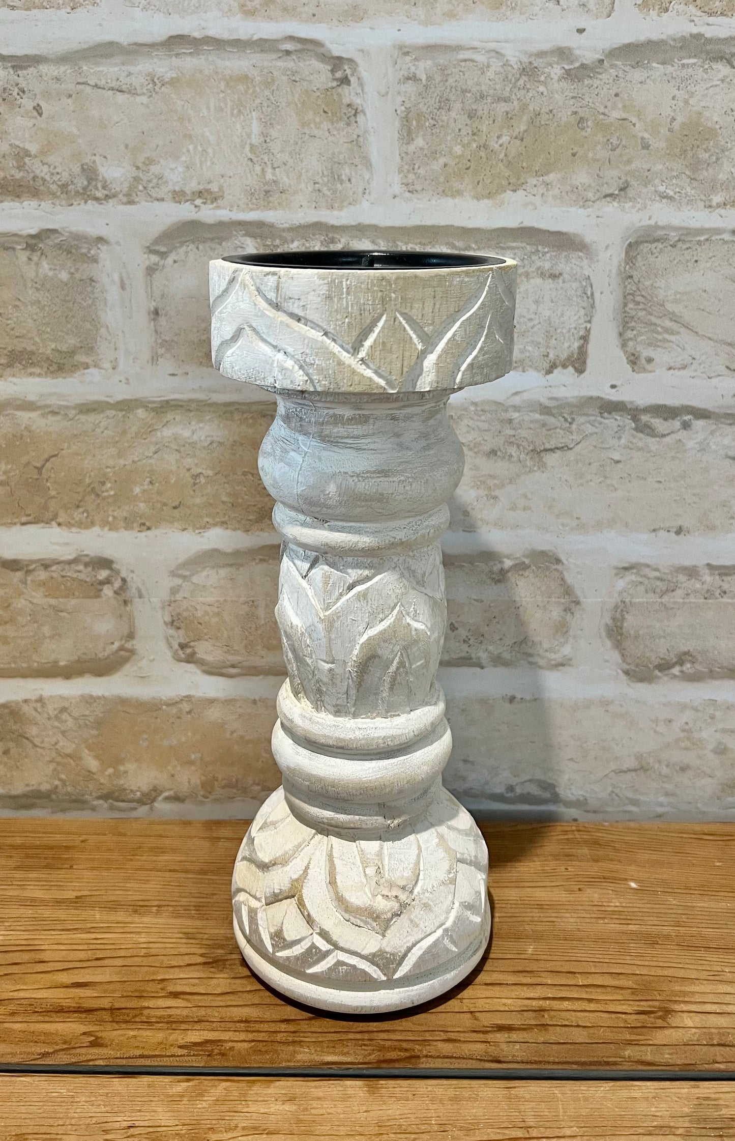 Nala Whitewash Candleholder